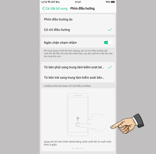 Vuốt lên từ cuối màn giữa để về màn hình chính